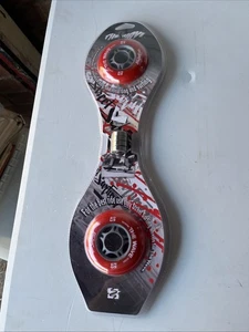 The Wave Street Surfing Replacement Red Wheels Model WH02-R 85A 77mm NEW Sealed - Picture 1 of 2