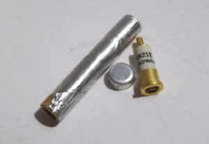 MICROWAVE CRYSTAL RECTIFIER 1N21E, 9.4GHz X BAND, Microwave Associates Inc. NOS - Picture 1 of 6