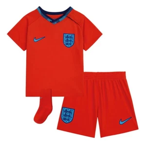 Nike England Away Kit - Kit Completo - Calzini Pantaloncini Maglia Calcio - Neonati 18-24M - Foto 1 di 1
