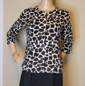 Woman's Sz PM ONQUE PETITE Element of Style Blk/White Animal Print Casual Jacket - Picture 1 of 9