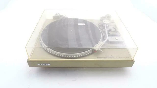 Pioneer PL-540 Quartz Direct Drive Record Player