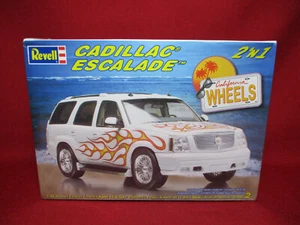 Cadillac Escalade Custom 4x4 Revell-Monograma Escala 1/25 Modelo Kit Coche 4x4 SUV - Imagen 1 de 4