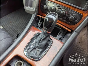 Mercedes-Benz C-Class Gear Selector C 220 CDI Diesel 105kW (143 HP) W203 2003 - Picture 1 of 9