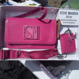 Steve Madden Gift Set Crossbody Bag extra Strap & Coin Purse New in Box Fuschia - Picture 1 of 4