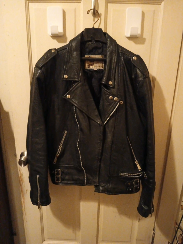 Chaqueta de moto de cuero vintage para hombre marca AMI talla 50 Foto 1 de 2