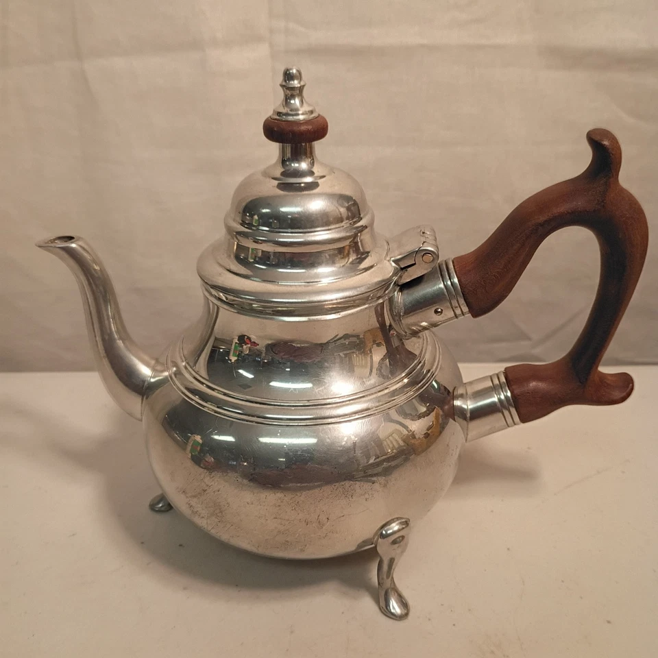 Tetera Williamsburg Virginia Shirley hecha a mano para Aneuser Bush 6,5" alto 8" ancho Foto 1 de 4