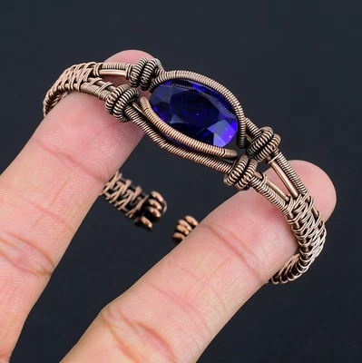 Gemas hechas a mano de zafiro azul creado en laboratorio Alambre de cobre Envoltura Brazalete ajustable Foto 1 de 4