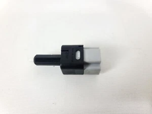 13-20 NISSAN PATHFINDER BRAKE PEDAL ASCD CANCEL SWITCH BUTTON OEM - Picture 1 of 3