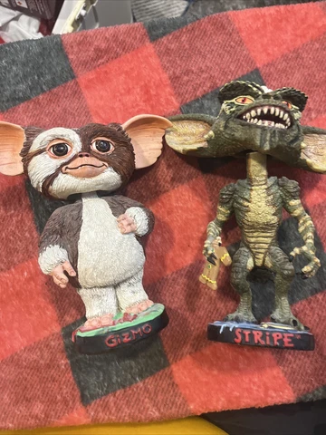 Lot Of 2 NECA Gremlin Bobbleheads Gizmo Stripe Good Condition Cover
