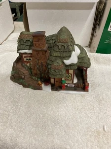 Department 56 Dickens Village Series: Crooked Fence Cottage (#58304) - Picture 1 of 12