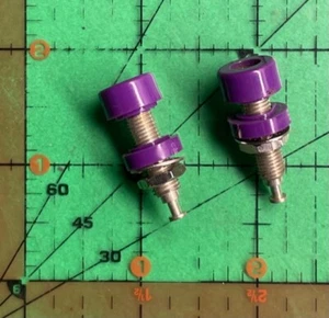 Pomona Panel Mount Banana Jack 1581-7 Violet New 2pcs - Picture 1 of 3