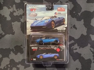 Mini GT 1:64 Pagani Huayra Roadster Blue Mijo Exclusives MGT00038 Chase Car - Picture 1 of 3