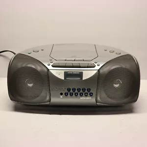 Vintage Sony CFD-S200 Radio/CD/Kassette Ghettoblaster getestet - Bild 1 von 9