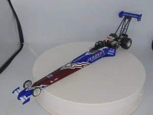 ACTION 1996 BOB VANDERGRIFF JR JERZEES ACTIVEWEAR TOP FUEL DRAGSTER 1:24 - Picture 1 of 7