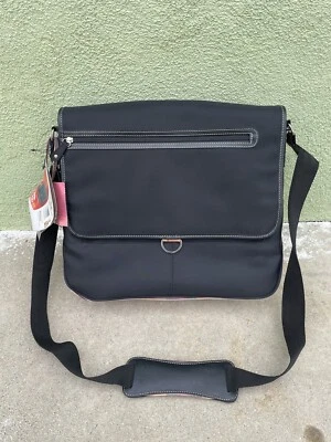 Targus Prism Ladies Messenger Bag Carry Laptop Case 15” TLM007US 粉红色 格子 全新 — 第 1/4 张图片