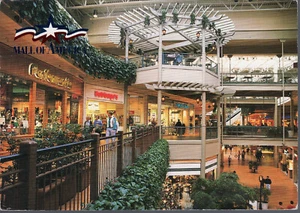 Vintage 1990's Mall Of America Bloominton Minnesota MN Postcard - Picture 1 of 2