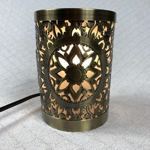 Calentador de cera ScentSationals latón cepillado dorado eléctrico fragancia fundidor funciona - Imagen 1 de 7