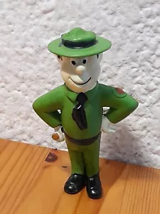 Figurine - Yogi Bear - Vintage Ranger Smith Miniland - Picture 1 of 2