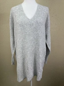 J.JILL PURE JILL WAFFLE-TEXTURED V-NECK SWEATER IN LIGHT GREY HEATHER Size Small - Picture 1 of 10