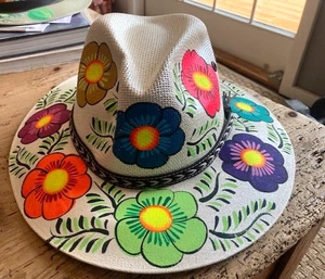 PANAMAHUT-HANDBEMALT-LORENZO HÜTE AUS MEXIKO-GROß-ES-BLUMENDESIGN-BUNT - Bild 1 von 5