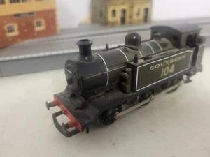 HORNBY 0 6 0 LOCOMOTIVE SOUTHERN 104 - Foto 1 di 4