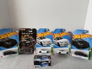 Lot Of 6 Hotwheels Tesla Roadster & More - Picture 1 of 4