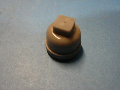 Taza de filtro de pene de combustible Yamaha 266-24521-00 U5 V50 LB50 LB80 Chappy NUEVO OEM Foto 1 de 2