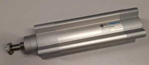 FESTO Normzylinder DSBF-C-40-70-PPSA-N3-R (1779309) - Bild 1 von 2