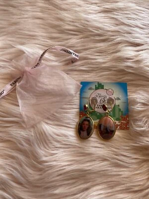 Tarina Tarantino Dorothy & Ruby Slippers Pendientes del Mago de Oz ~Hechos en USA~ Foto 1 de 2