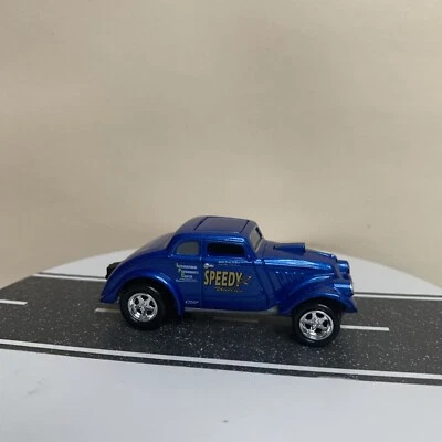 2002 Johnny Lightning Willys Gassers II 1933 Willys "Speedy" Bob Nevins Blue NM - Image 1 of 4