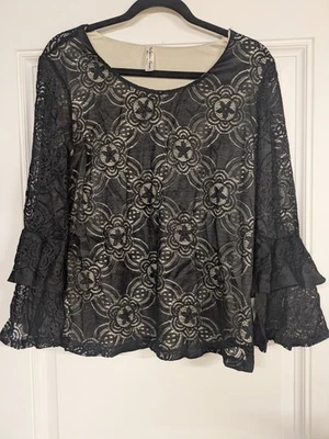 Blusa Per Seption Concept Talla M Mujer Negra Encaje Manga Campana Volantes  Foto 1 de 4