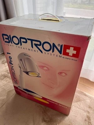 Zepter BIOPTRON Pro1 Lamp Polarized Light Hyperlight Home Therapy - Image 1 of 4