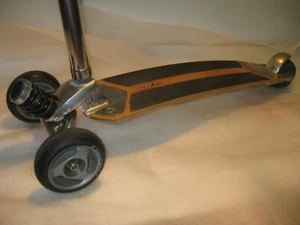K 2 Kickboard Roller, KicK Two Board ( 46) gebraucht. > > K2 - Bild 1 von 11