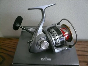 Daiwa Seagate Light 3500PE Salzwasser-Angelrolle - Bild 1 von 6