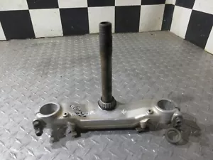 85 86 1985 1986 HONDA ATC250R ATC 250R LOWER TRIPLE TREE BAR FORK CLAMP - Foto 1 di 8