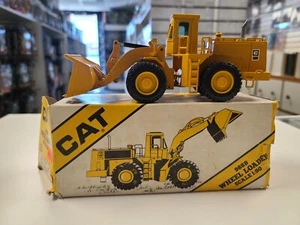 NZG 1:50 CAT 988B Wheel Loader No.167 Die Cast Construction Caterpillar Germany  - Picture 1 of 10