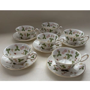 Set for 6, Wedgwood Wild Strawberry Cup & Saucer Peony Bone China Used - Picture 1 of 10