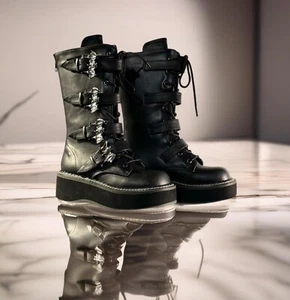 Botas con cordones Dolls Kill Demonia Emily-322 plataforma talla 6M murciélagos negros góticos nuevas en caja - Imagen 1 de 7