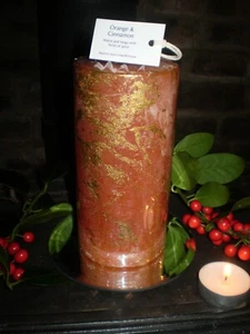 LUXUS MARMORIERTE ORANGE & ZIMT STUMPENKERZE & KERZENTELLER, SUPER DUFTEND - Bild 1 von 2