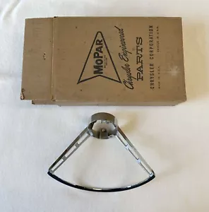 Anillo de bocina de volante Plymouth Valiant 60 1961 V100 V200 nuevo de stock MoPar 1960-61 - Imagen 1 de 8