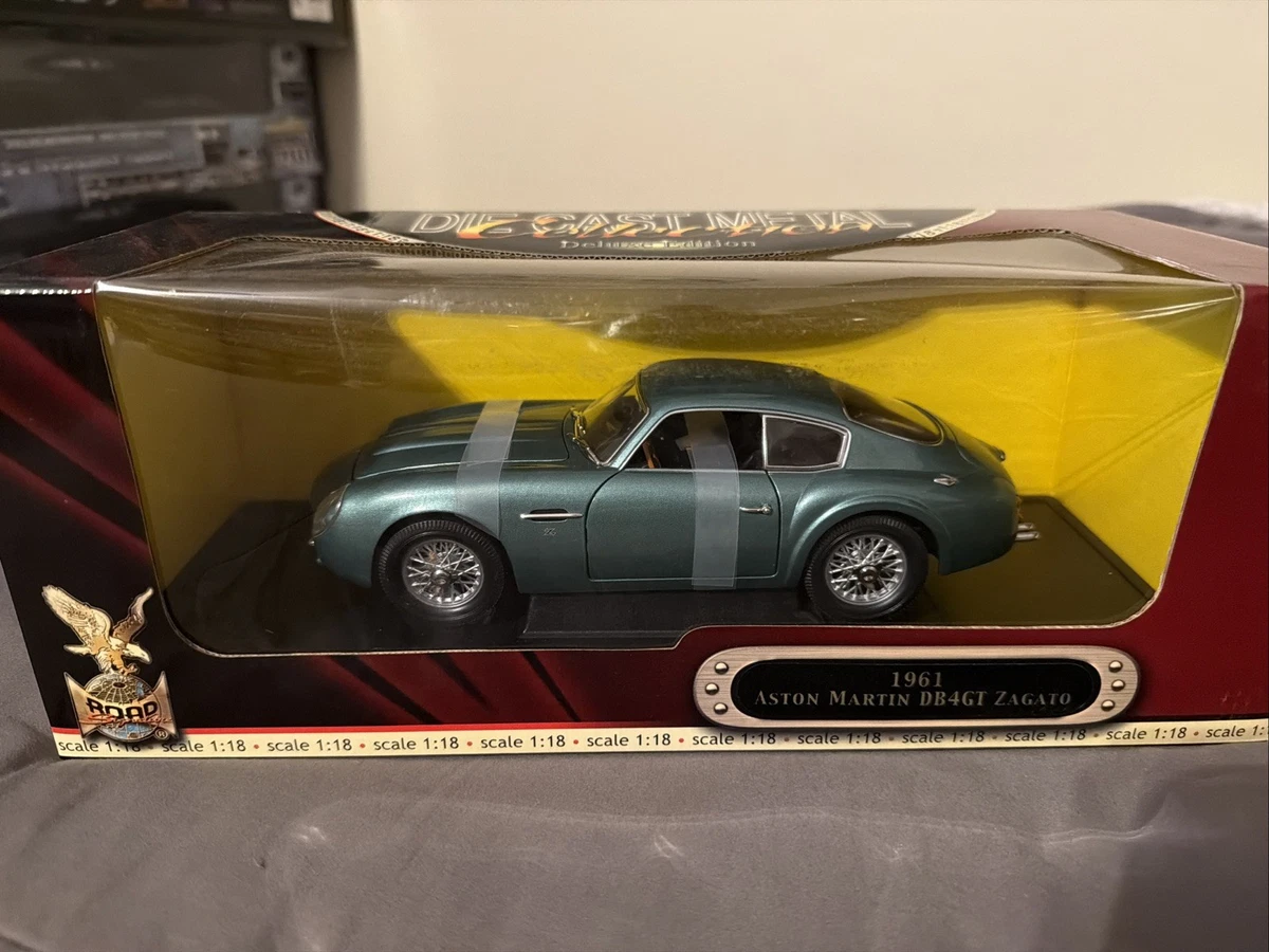 Road Signature 1:18 Aston Martin Diecast Cars, Trucks & Vans for