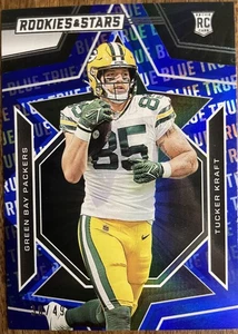 Panini Rookies & Stars 2023 - Rookies Tucker Kraft #188 True Blue/49 (RC) SP - Imagen 1 de 2