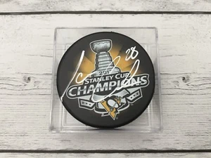 Disco de hockey Ian Cole 2017 firmado por los Stanley Cup Champs Pittsburgh Penguins a - Imagen 1 de 1