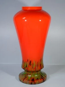 11" Vintage Kralik Ruckl Bohemian Spatter Orange Glass Vase - Picture 1 of 5