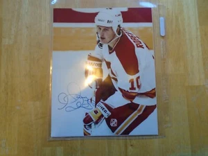 Foto autografiada de Gary Roberts de 8"" x 10"" de Calgary Flames - Imagen 1 de 1