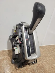 2003 HONDA CIVIC 1.7L SEDAN AUTOMATIC SHIFTER ASSEMBLY - Picture 1 of 9