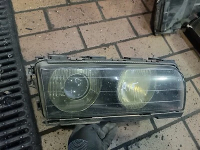 Original BMW 7er E38 Frontscheinwerfer Scheinwerfer vorne rechts 8352022 - Bild 1 von 4