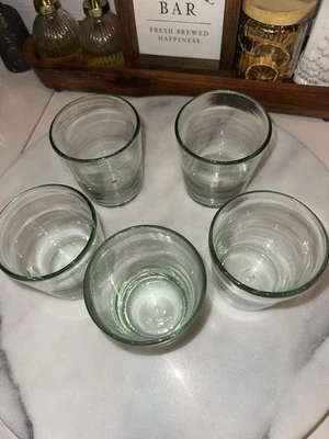 Набор из 5 мексиканских стеклянных изделий ручной работы, переработанное стекло, без свинца, без токсинов - Изображение 1 из 4