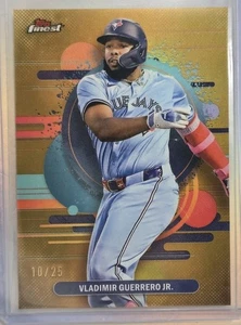 Vladimir Guerrero Jr. 2025 Topps mejor refractor de oro poco común/25 #106 - Imagen 1 de 2