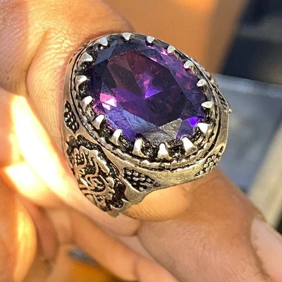 Piedras preciosas de amatista hechas a mano con anillo de novio de plata de ley 925 para hombre Foto 1 de 4